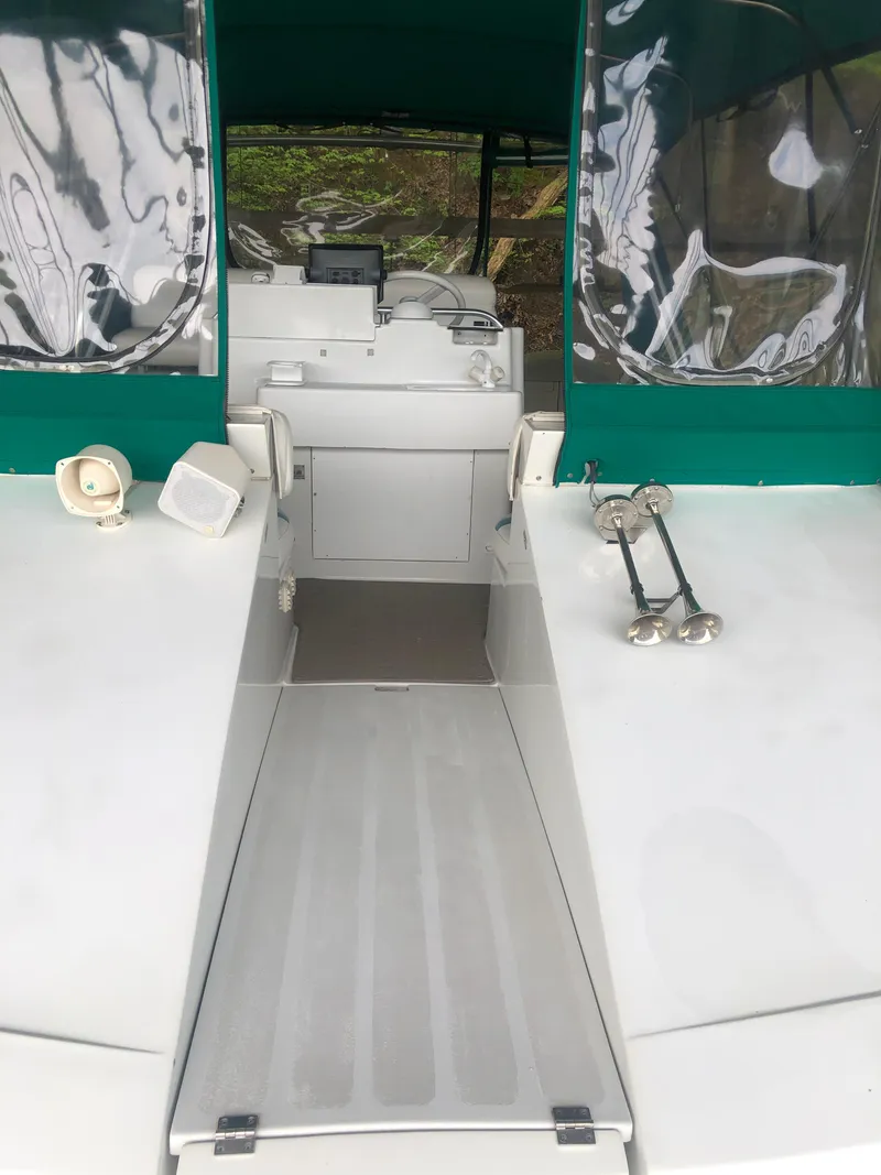 Slide: The Image of Mainship 40 Sedan Bridge 1993 - 65