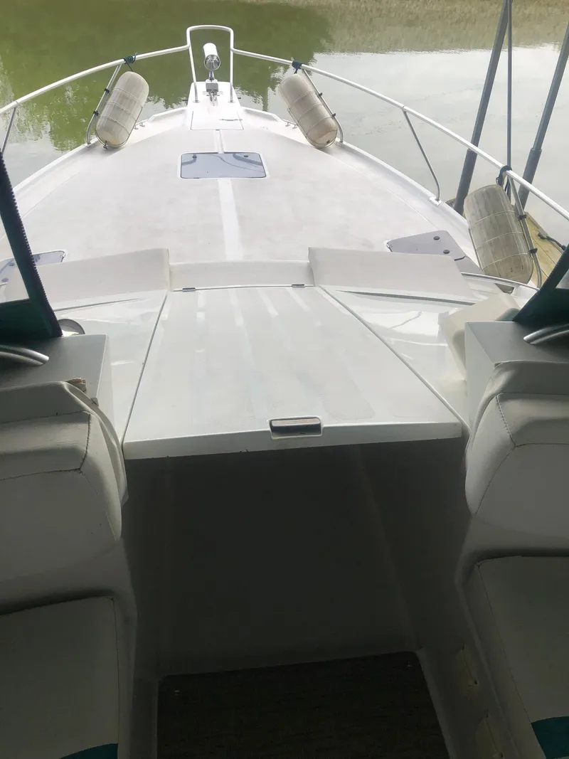 Slide: The Image of Mainship 40 Sedan Bridge 1993 - 67