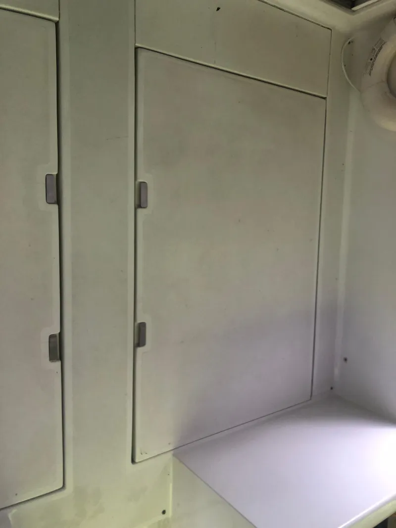 Slide: The Image of Mainship 40 Sedan Bridge 1993 - 70