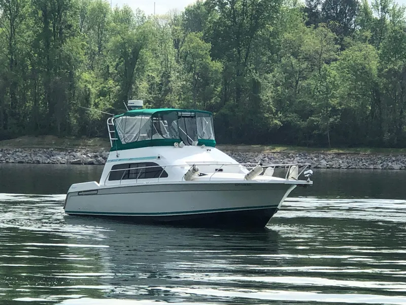 Slide: The Image of Mainship 40 Sedan Bridge 1993 - 87