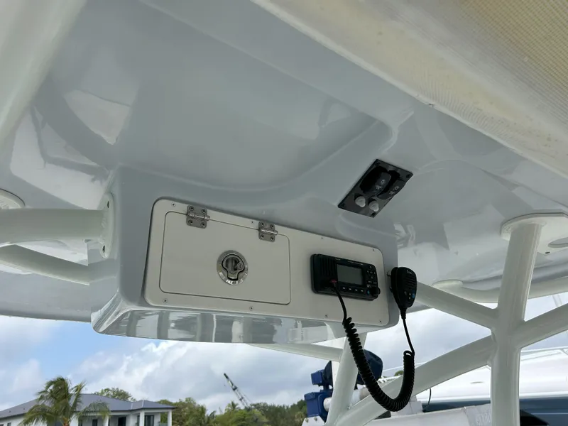 Slide: The Image of Sailfish 290 CC 2023 - 58