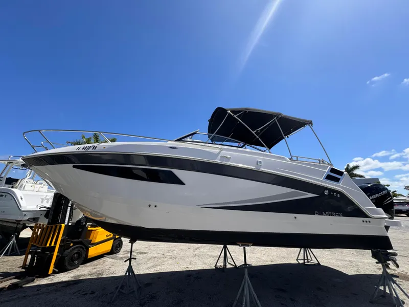 Slide: The Image of Glastron GS 259 2018 - 5