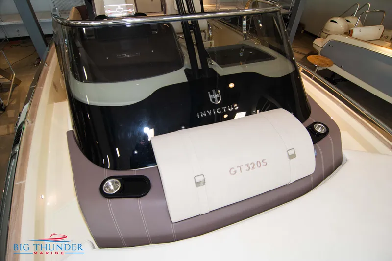 Slide: The Image of Invictus GT320S 2024 - 55
