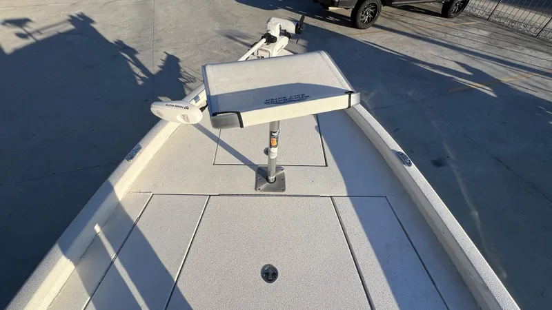 Slide: The Image of 2022 Vexus AVX2180CC boat deck with Minn Kota trolling motor and casting platform. - 11