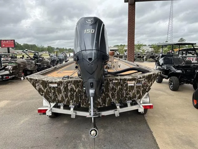 Slide: The Image of Avid 20 Rogue 2026 - 6