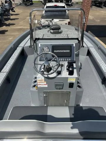 Slide: The Image of Xpress X23B Lounge 2025 - 6