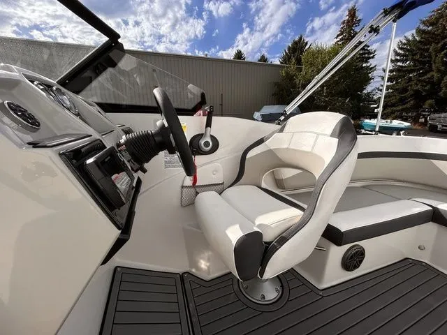 Slide: The Image of Starcraft SVX 230 OB 2024 - 10