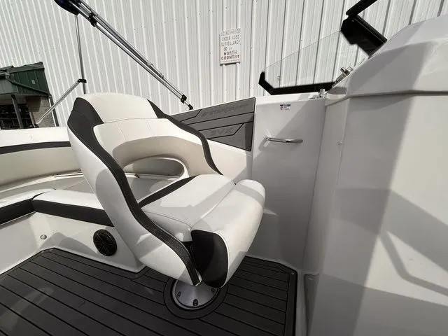 Slide: The Image of Starcraft SVX 230 OB 2024 - 15