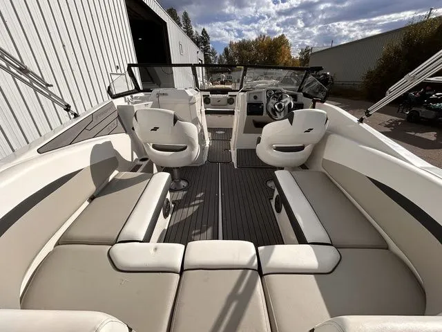 Slide: The Image of Starcraft SVX 230 OB 2024 - 9