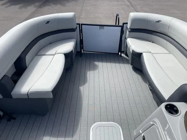 Slide: The Image of Starcraft EXS 1 2024 - 12