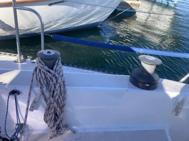 Slide: The Image of Cockpit of 1980 Sceptre 36 sailboat with winches and coiled ropes. - 28