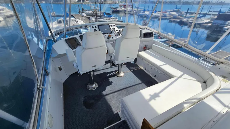Slide: The Image of Californian Cockpit Motor Yacht 1987 - 17