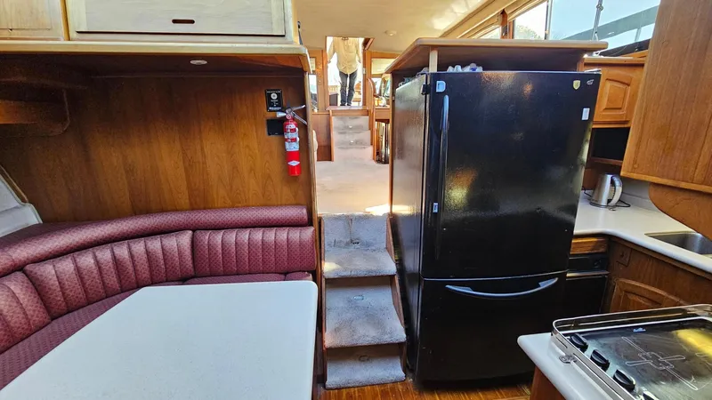Slide: The Image of Californian Cockpit Motor Yacht 1987 - 56