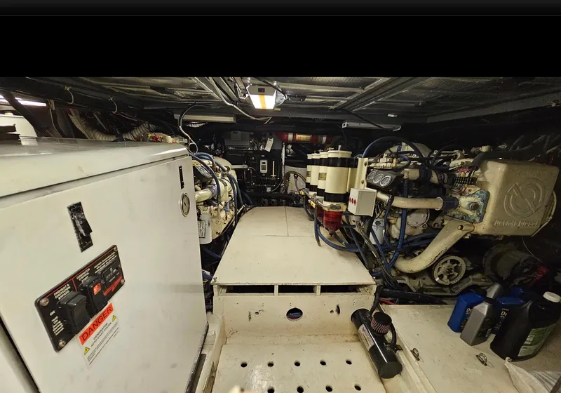 Slide: The Image of Californian Cockpit Motor Yacht 1987 - 63