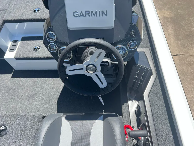 Slide: The Image of 2024 Vexus AVX 2080 boat cockpit with Garmin navigation system. - 5