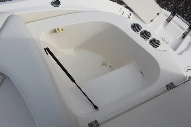 Slide: The Image of Chaparral 256 SSi 2006 - 19