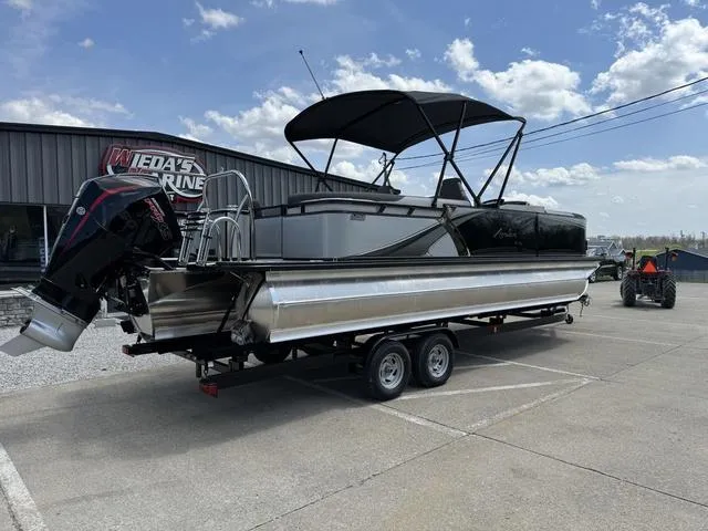 Slide: The Image of Avalon LSZ 2585 QL Platinum 2024 - 20