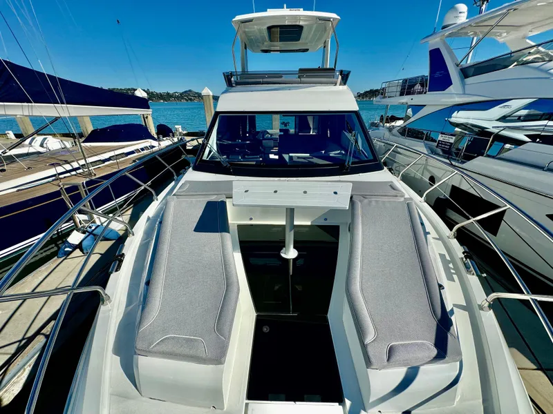 Slide: The Image of Galeon 500 Fly 2025 - 50