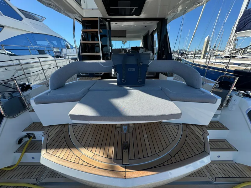 Slide: The Image of Galeon 500 Fly 2025 - 71