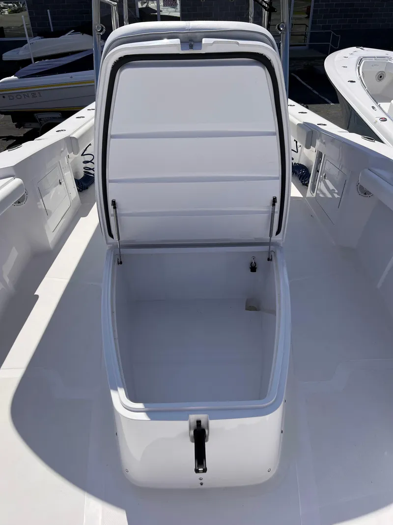 Slide: The Image of Southport 33 TE - 28