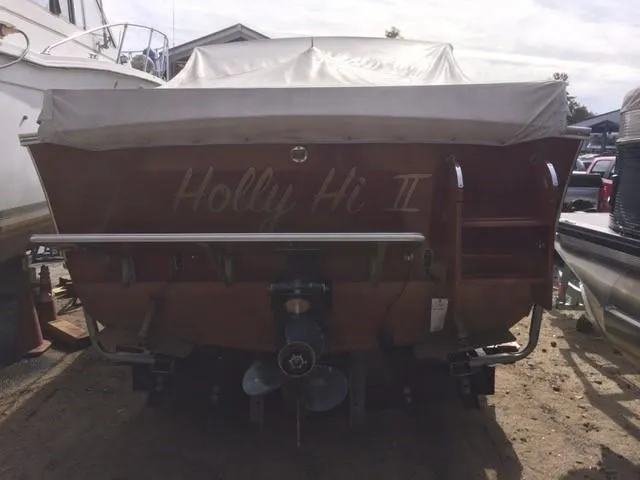 Slide: The Image of 1986 Skiff Craft Sport Fisherman 260 boat named Holly Hi II in storage. - 17