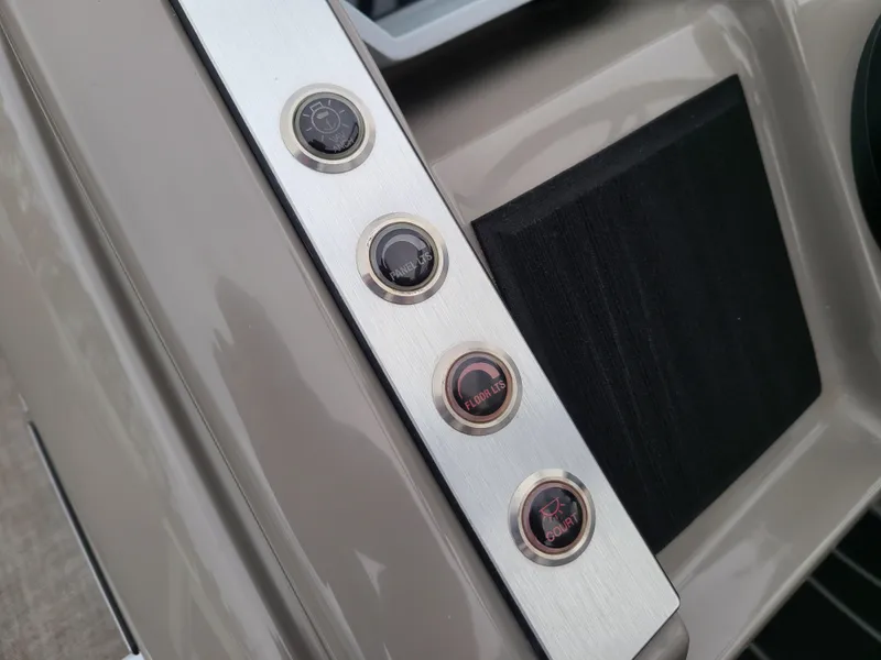 Slide: The Image of Barletta CORSA 25UC 2022 - 58