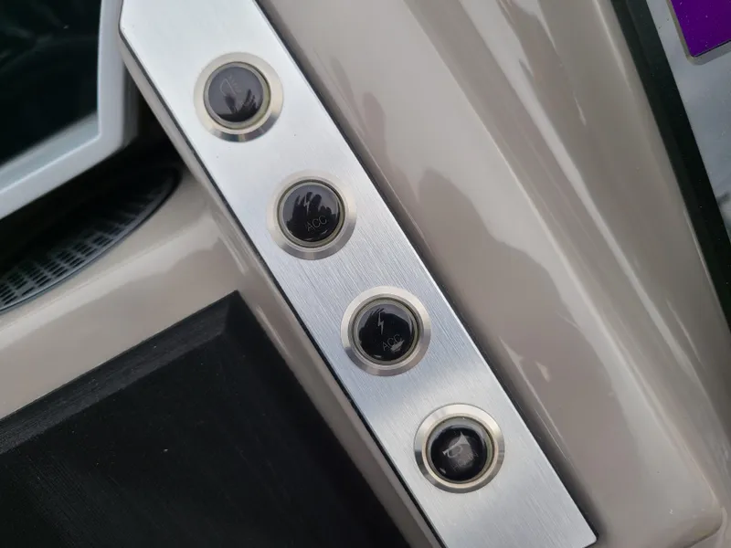 Slide: The Image of Barletta CORSA 25UC 2022 - 59