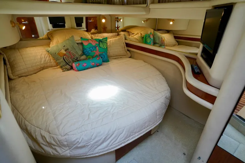 Slide: The Image of Sea Ray 480 Sedan Bridge 2002 - 58