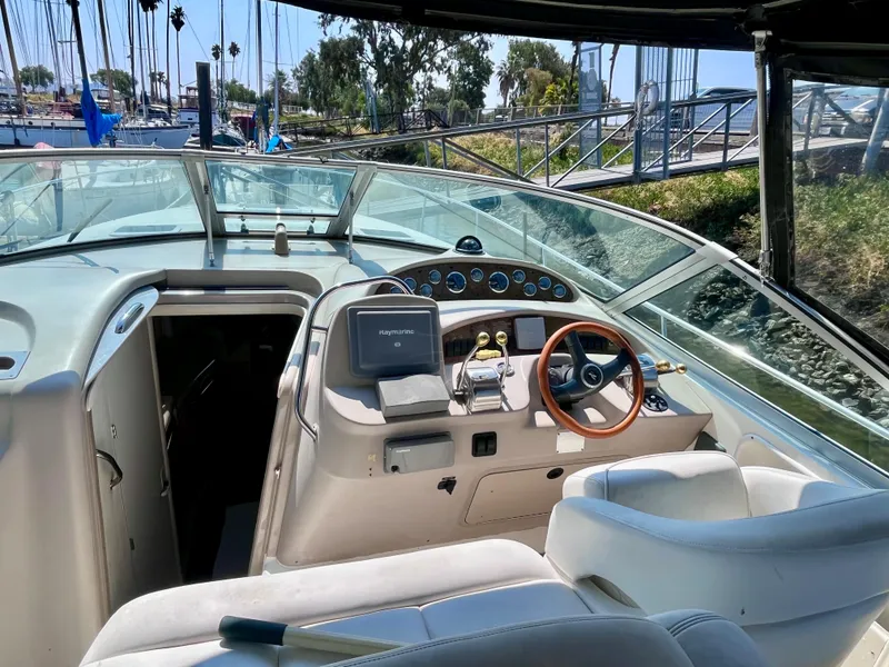Slide: The Image of Sea Ray 340 Sundancer 2001 - 17