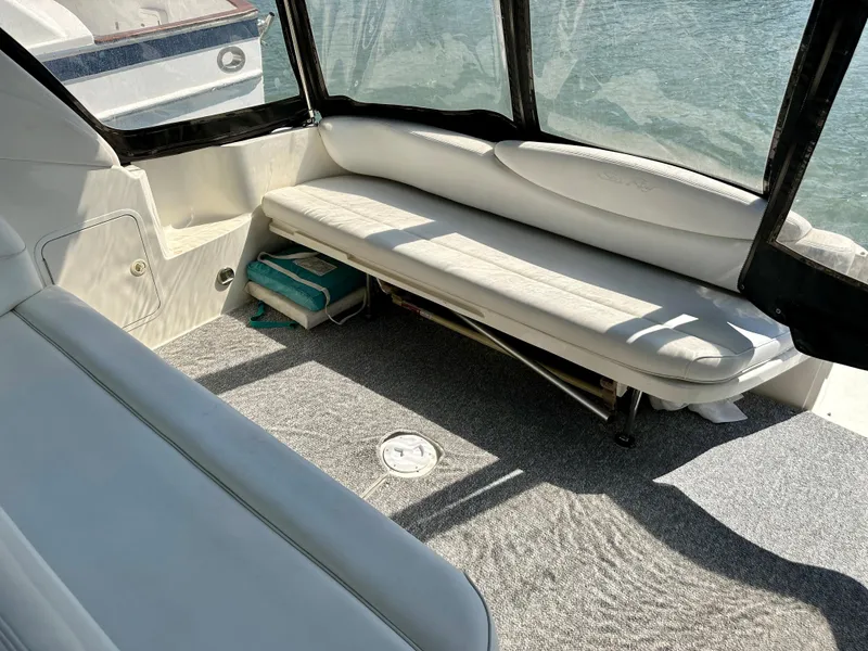 Slide: The Image of Sea Ray 340 Sundancer 2001 - 18