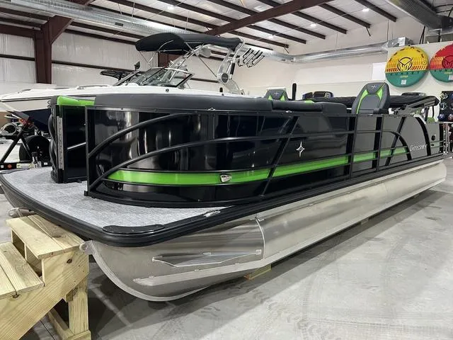 Slide: The Image of Berkshire 25 UL STS 3+ 2023 - 2