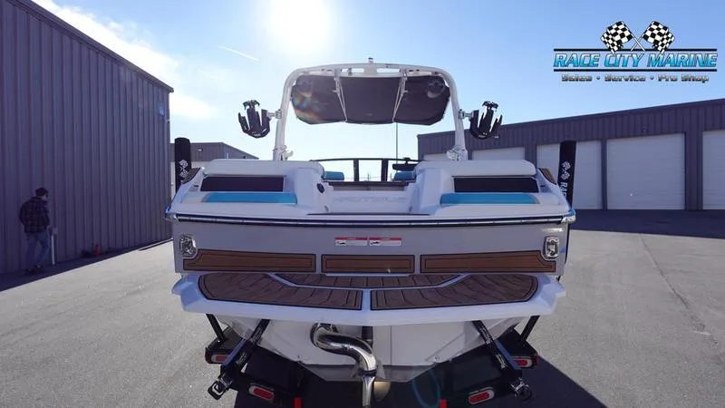 Slide: The Image of Nautique Super Air Nautique GS22 - 3