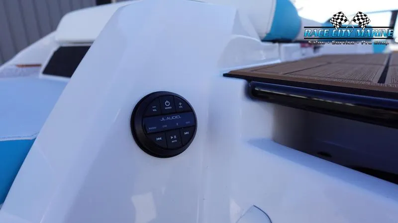 Slide: The Image of Nautique Super Air Nautique GS22 - 43