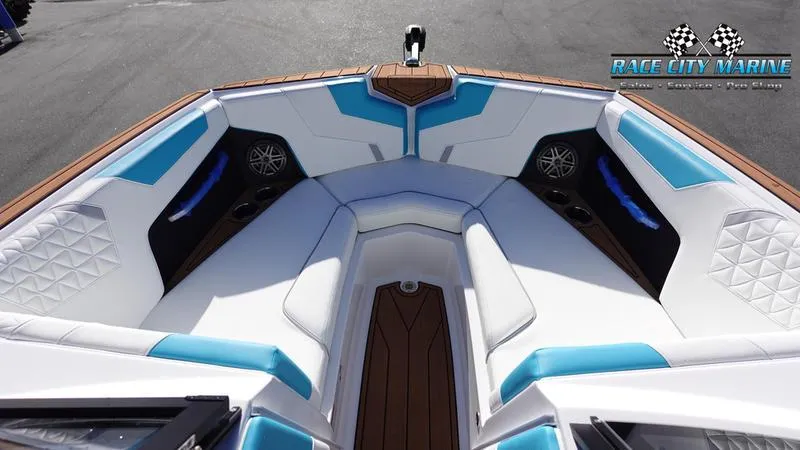 Slide: The Image of Nautique Super Air Nautique GS22 - 44