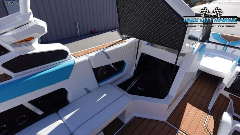 Slide: The Image of Nautique Super Air Nautique GS22 - 5