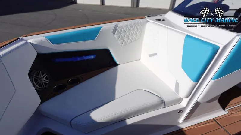 Slide: The Image of Nautique Super Air Nautique GS22 - 8