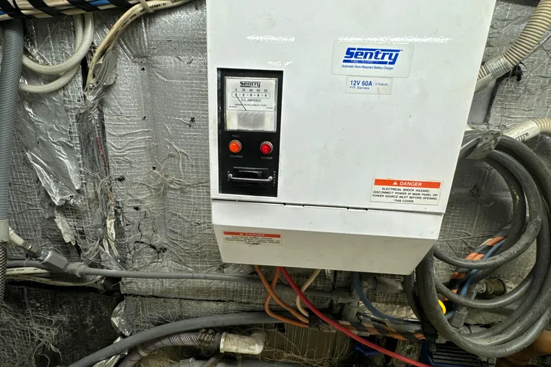 Slide: The Image of Ocean Yacht 55 Sportfish 1989 REV Yacht Sales Inc. - 11