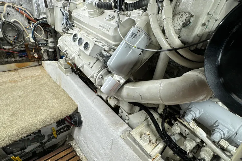 Slide: The Image of Ocean Yacht 55 Sportfish 1989 REV Yacht Sales Inc. - 13