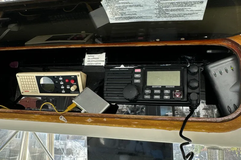 Slide: The Image of Ocean Yacht 55 Sportfish 1989 REV Yacht Sales Inc. - 17