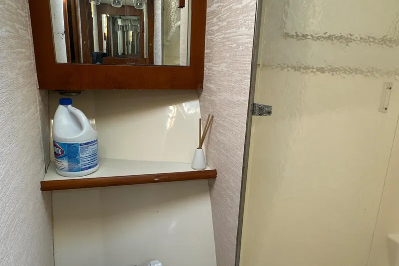 Slide: The Image of Ocean Yacht 55 Sportfish 1989 REV Yacht Sales Inc. - 25