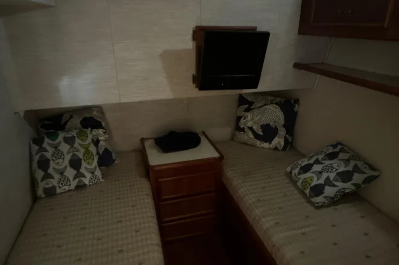 Slide: The Image of Ocean Yacht 55 Sportfish 1989 REV Yacht Sales Inc. - 31