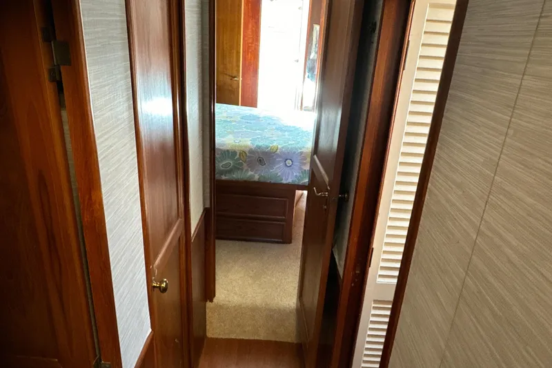 Slide: The Image of Ocean Yacht 55 Sportfish 1989 REV Yacht Sales Inc. - 32