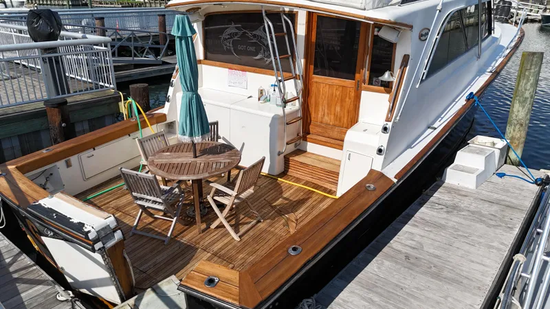 Slide: The Image of Ocean Yacht 55 Sportfish 1989 REV Yacht Sales Inc. - 8