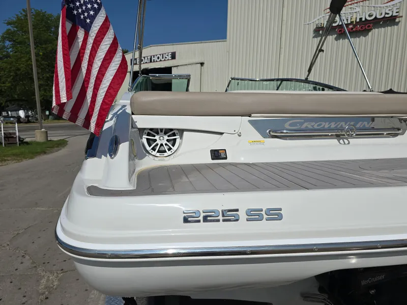 Slide: The Image of Crownline Boats 225SS 2017 - 29