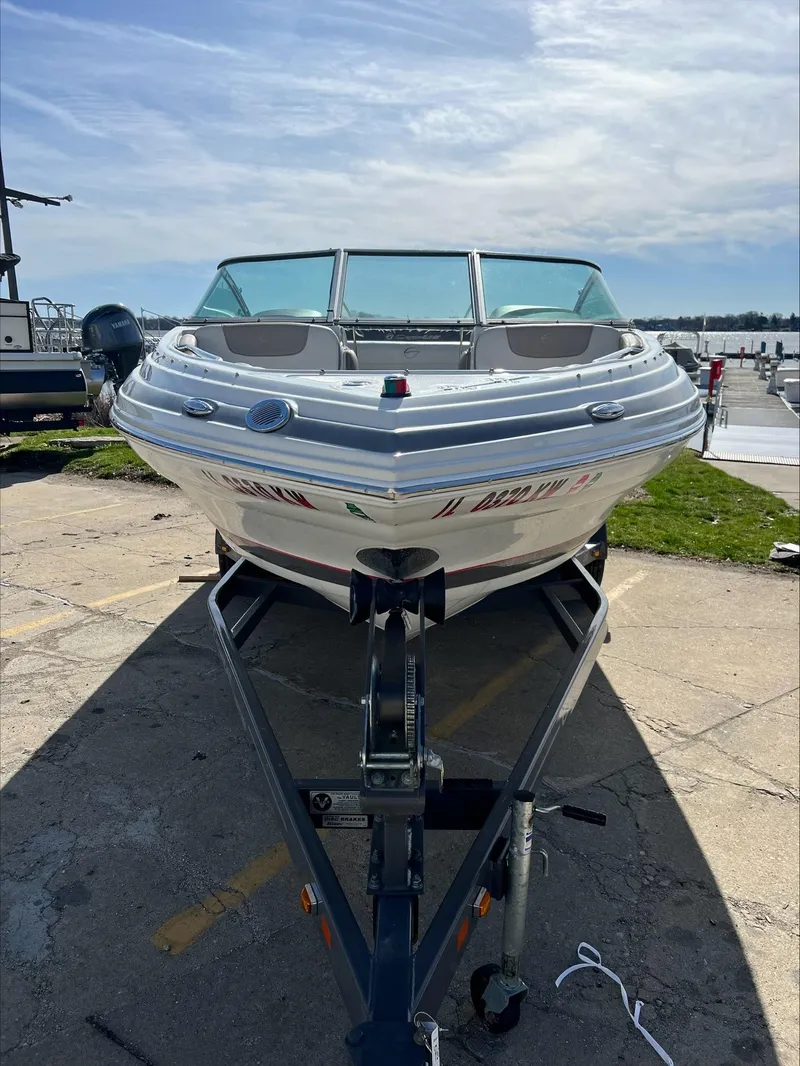 Slide: The Image of Crownline Boats 225SS 2017 - 3