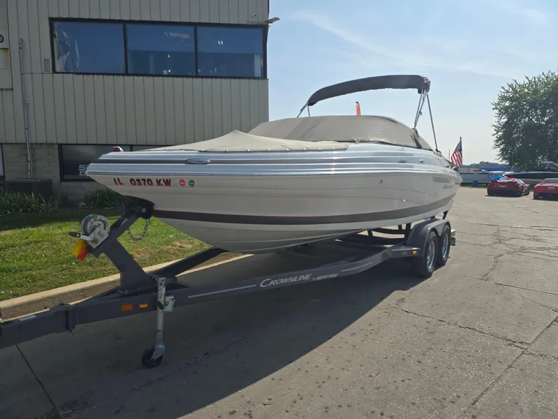 Slide: The Image of Crownline Boats 225SS 2017 - 38