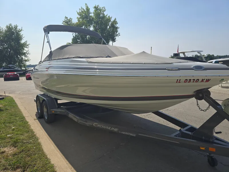 Slide: The Image of Crownline Boats 225SS 2017 - 40