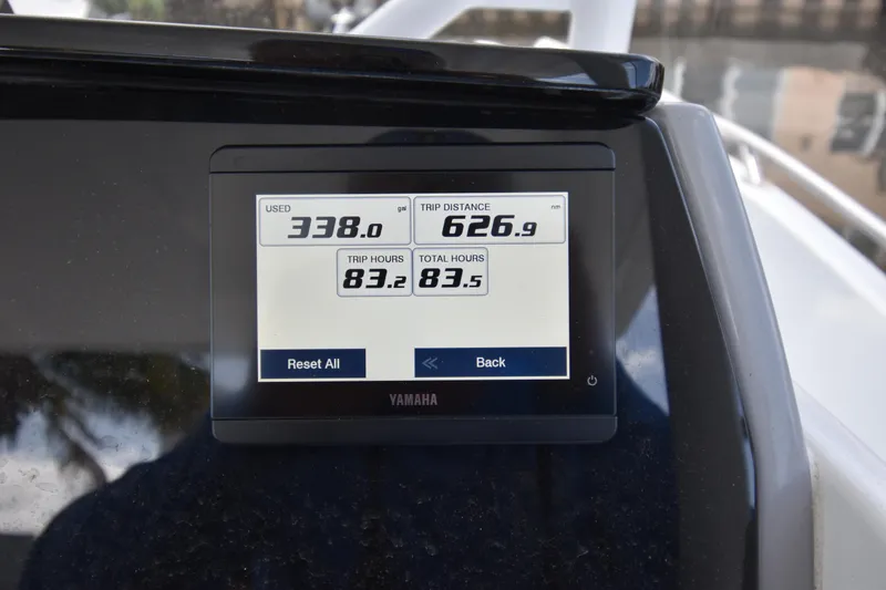 Slide: The Image of Yamaha display on 2022 Jeanneau 7.5 Leader showing trip data and engine hours. - 18