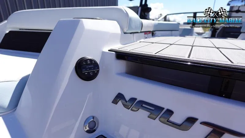 Slide: The Image of Nautique Super Air Nautique GS22 - 13