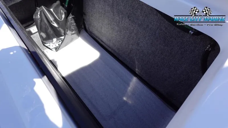 Slide: The Image of Nautique Super Air Nautique GS22 - 18